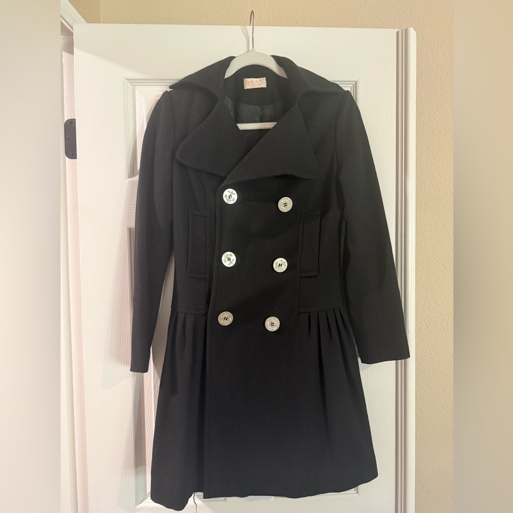 Women’s double breasted wool coat